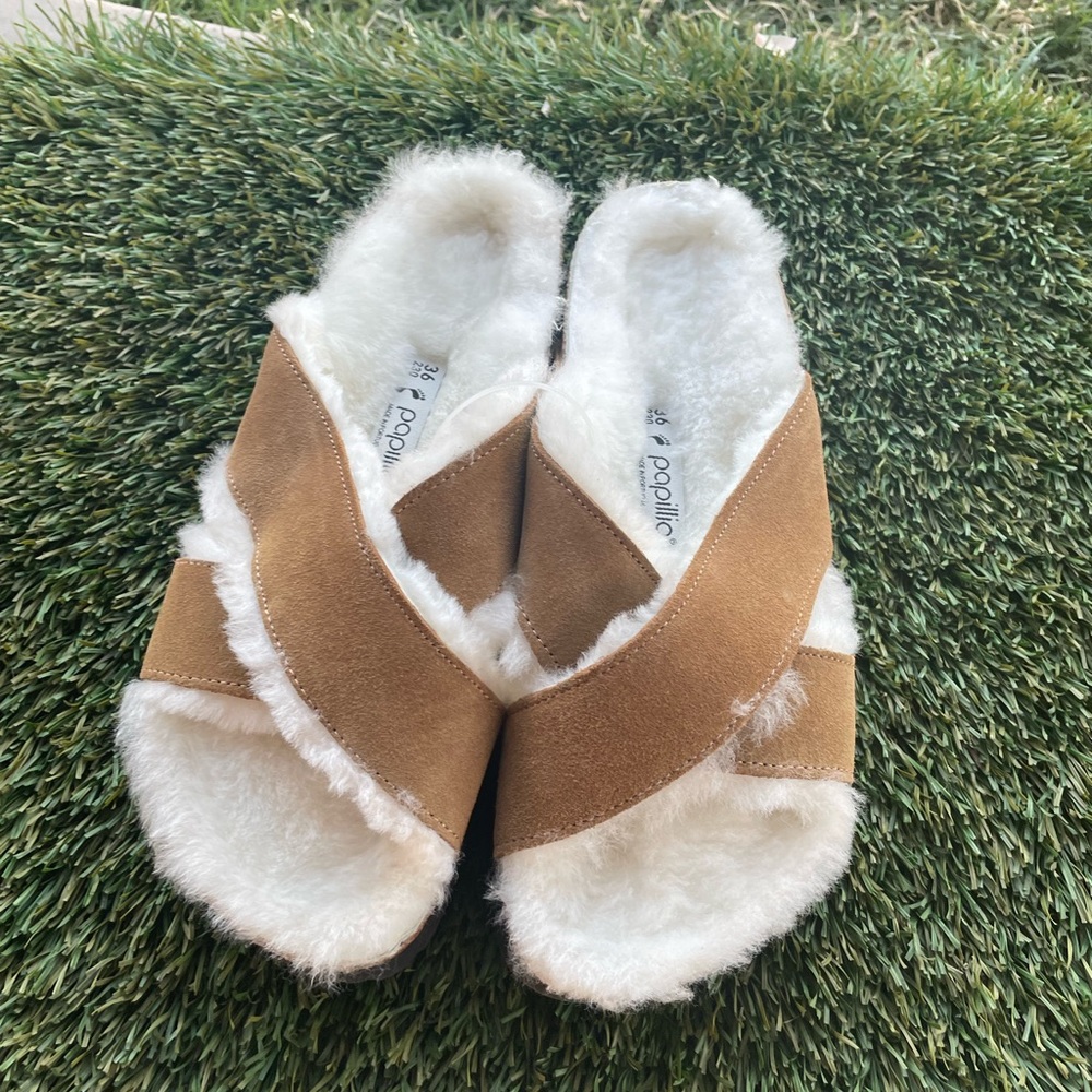 Women Papillio Daytona by Birkenstock Shearling Suede Sandal sz 5/5.5